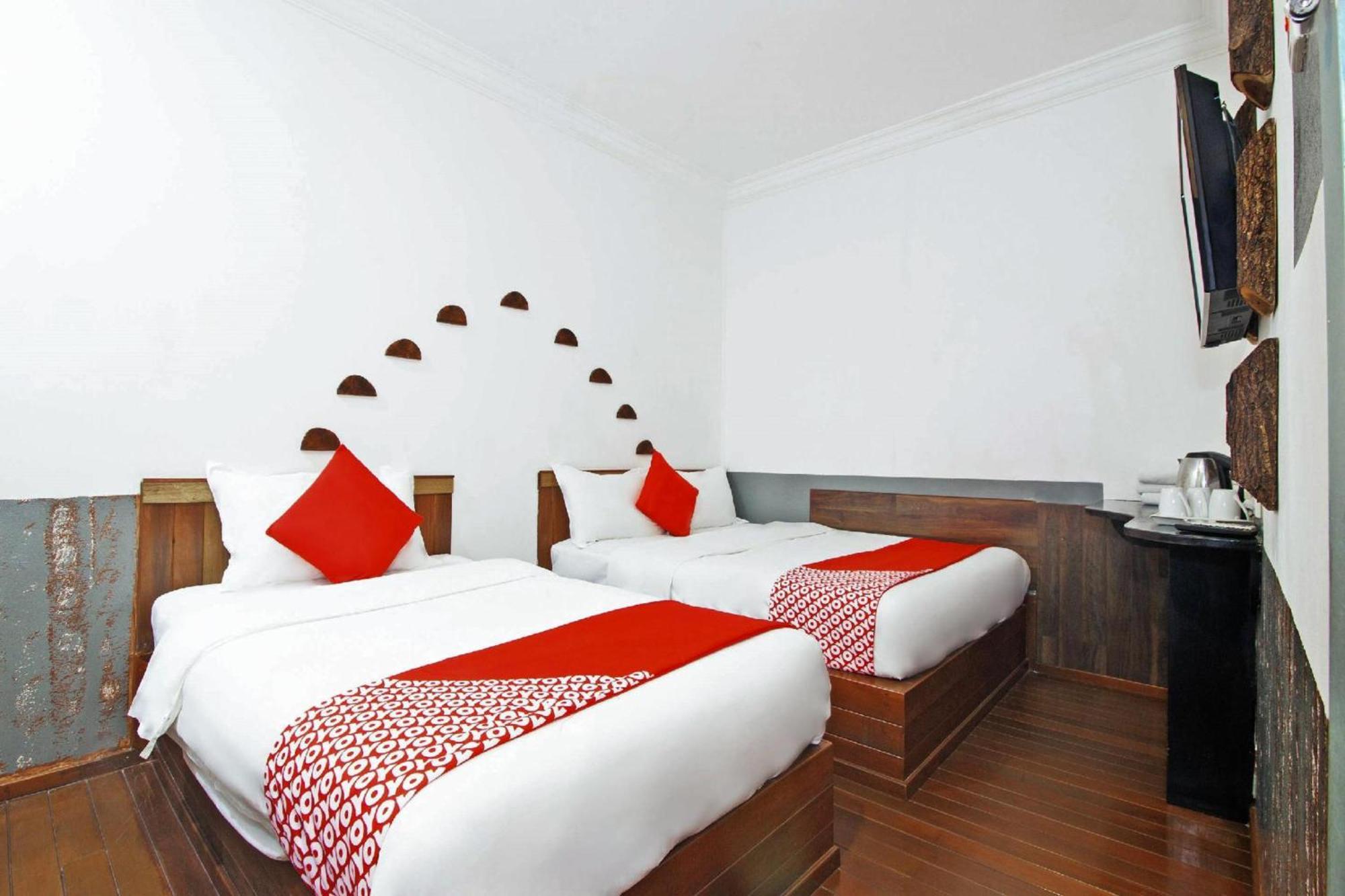 Oyo 210 Hotel Five 2 Kota Kinabalu Exterior foto